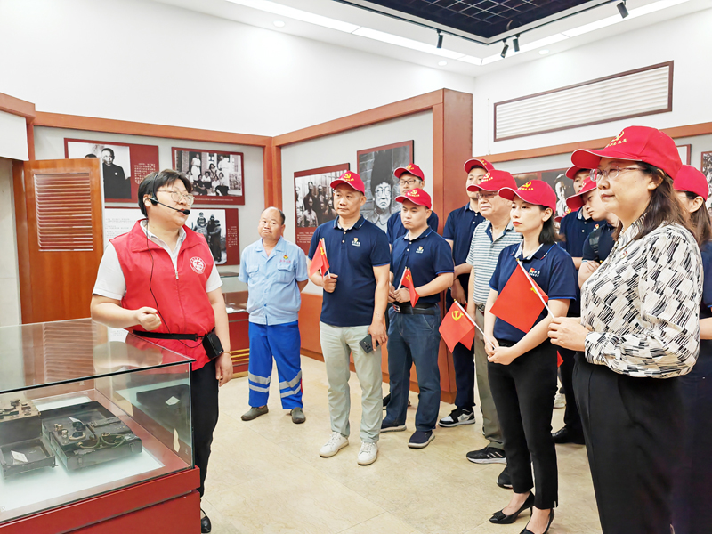 建黨節(jié) | 必一運動科技黨支部開展系列活動慶祝建黨102周年